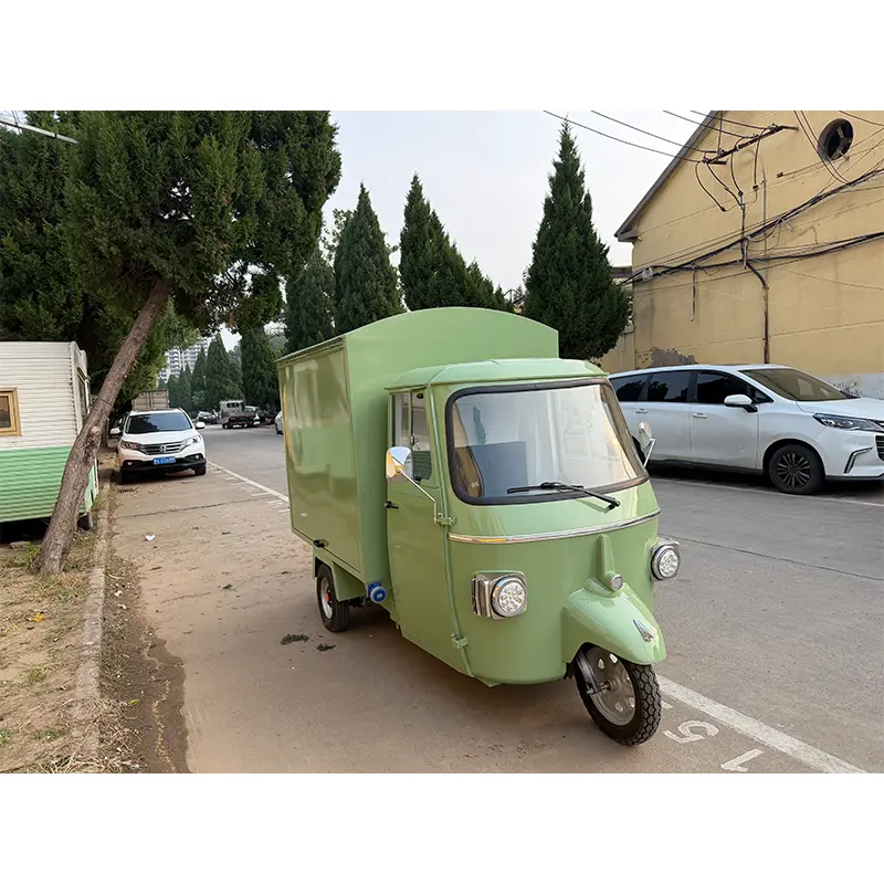 Piaggio Ape Mobile Prosecco နှင့် Wine Bar